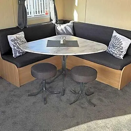 15 Maple Rise * سكرابورو